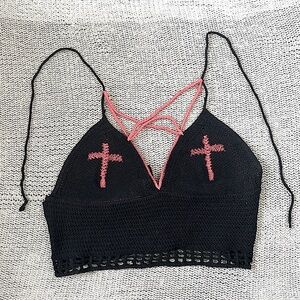 LGoth Cross Knit Halter Crop Top